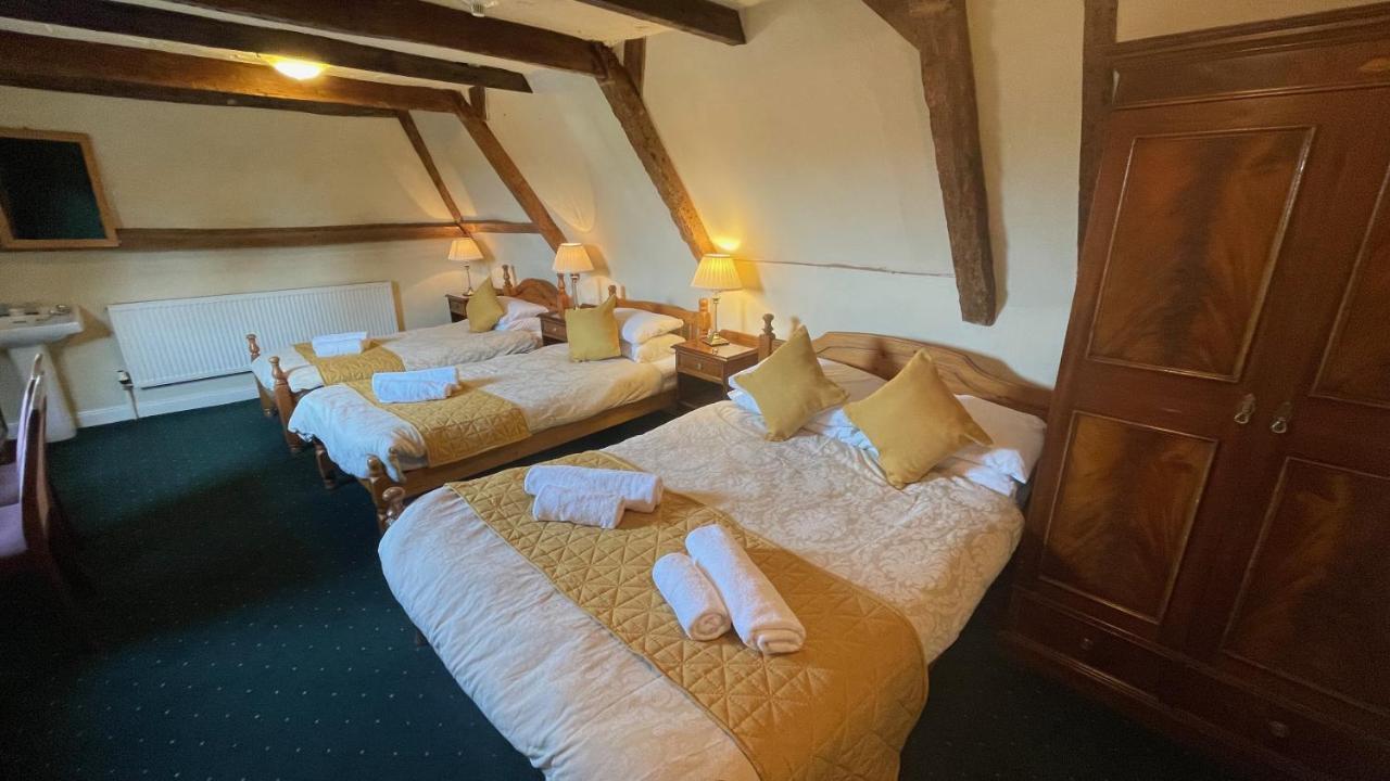 Crown Hotel Downham Market Bagian luar foto